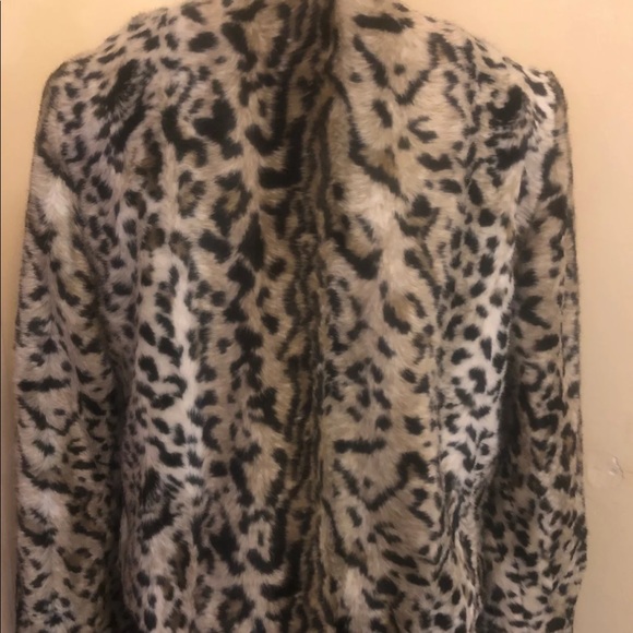 Express Leopard Coat Medium - Picture 7 of 9